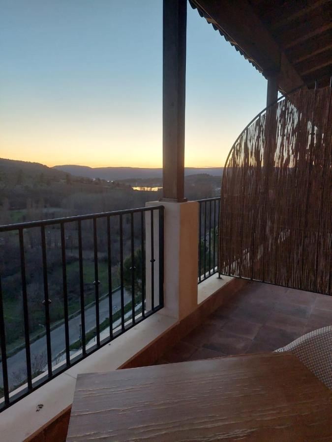 Hotel El Balcon De La Vega Pareja Exterior foto